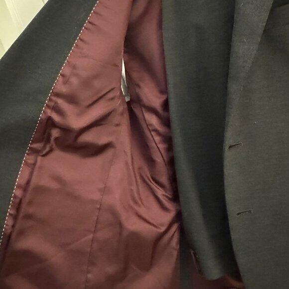 Boys' Charcoal Suit - Picture 7 of 7